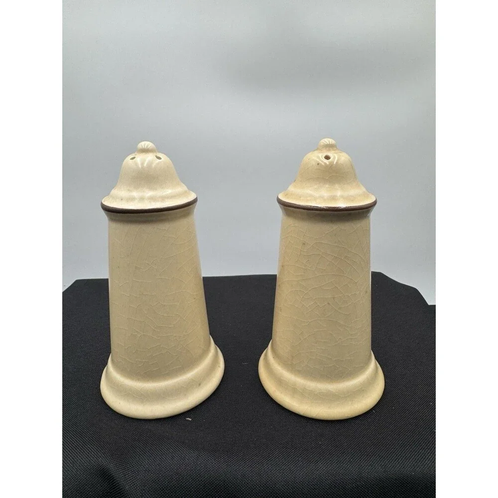 VTG USA Pfaltzgraff Village Pattern Tall Salt Pepper Shakers